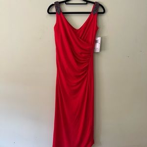 NWT Stunning Beaded V-Neck Carmen Marc Valvo Red Women’s Dress Size 4